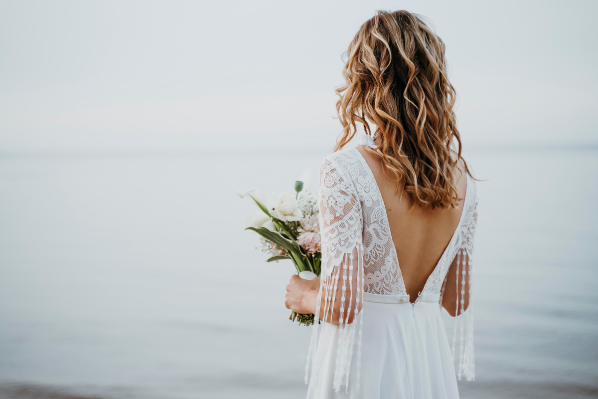 Vestido de novia para una boda en la playa en Murcia