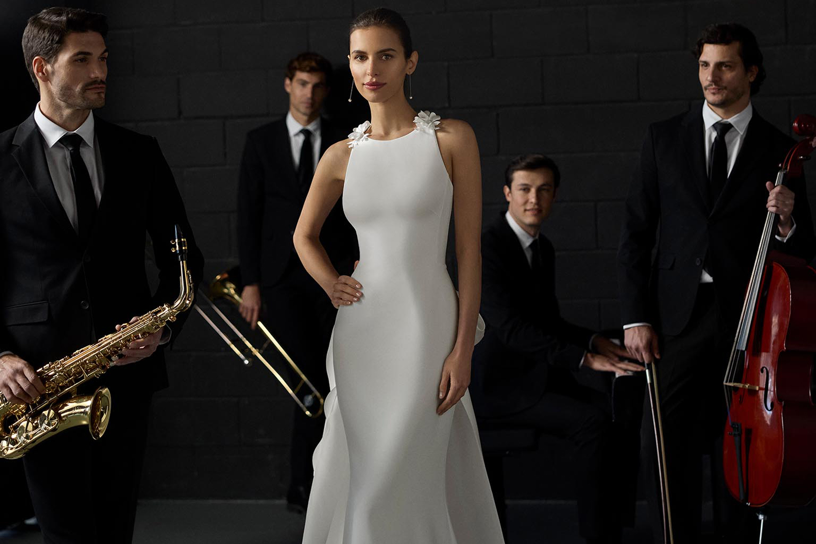 Vestido de novia confeccionado en crepé