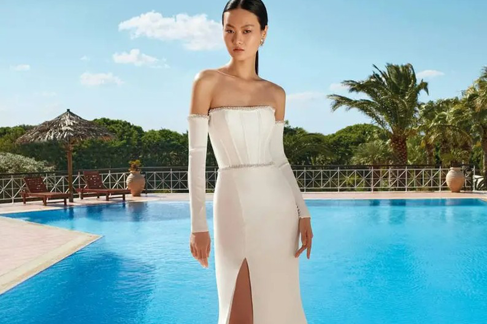 Vestido de novia confeccionado en seda