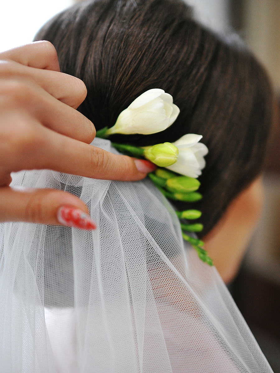 Peinados de novia con velo largo y velo corto